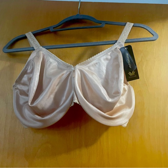 Wacoal Other - Wacoal 857109 simple shaping minimizer 36G sand